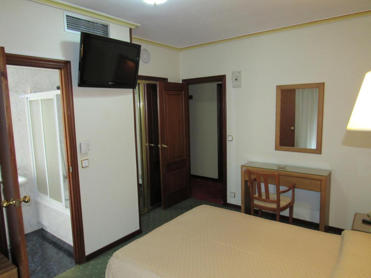 Hotel Virgen Del Camino Pontevedra Pokoj fotografie